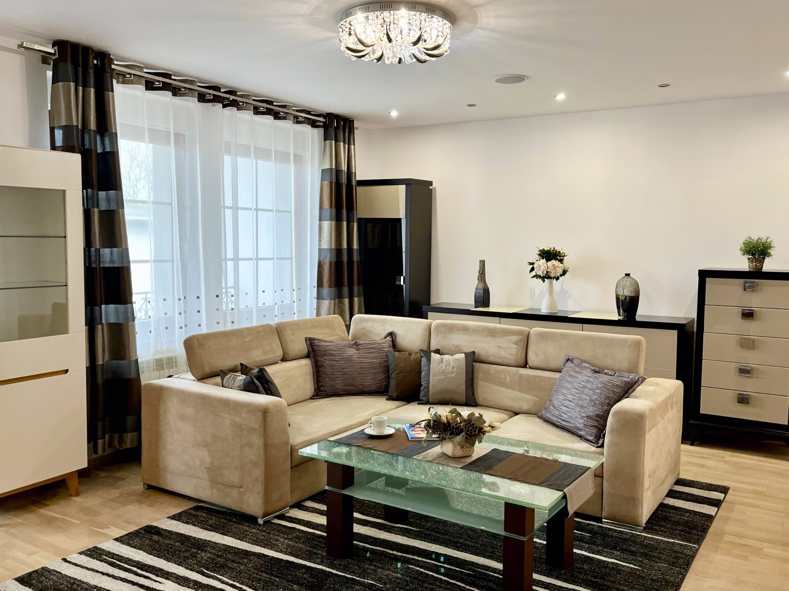 Duże mieszkanie na wynajem w Pszczynie, połowa domu, SER-1